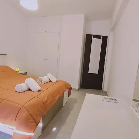 Flat Apartment *