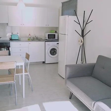 Flat Paralimni
